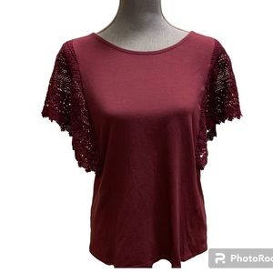 Garnet Hill NWOT Aiden lace sleeve tee scoop neckline hand wash size XS